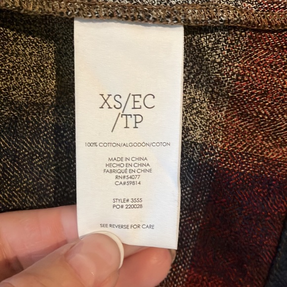 Fabulous😱#3555 Collage Jacket in gorgeous fall toned plaid and pearl accents - Picture 11 of 12